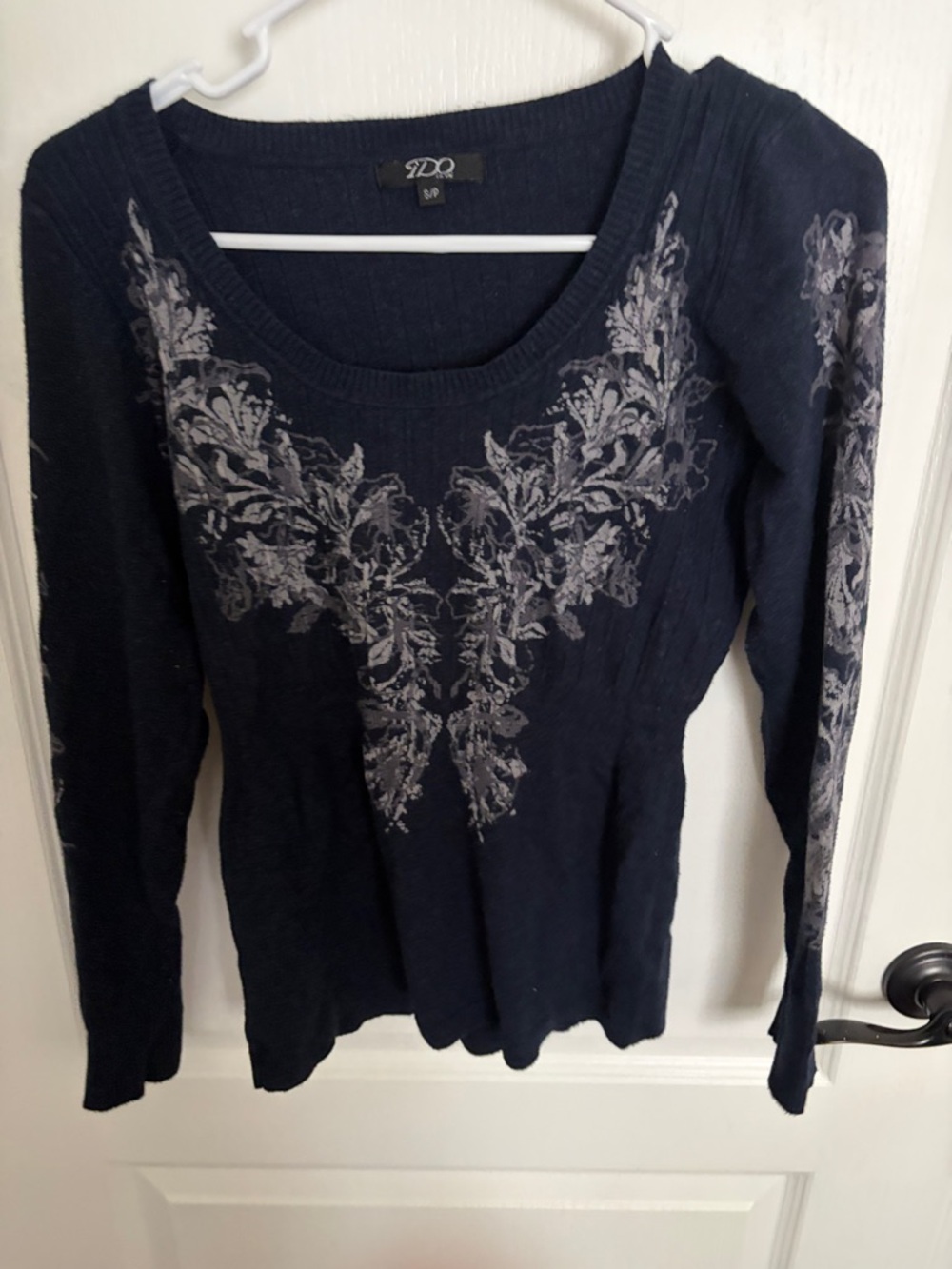y2k Navy Ribbed Scoop Neck Sweater with Gray Floral Print babydoll like top